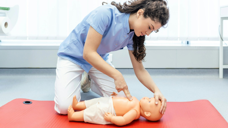 Corsi di PBLS e PBLSD a Bologna con Omniclinics